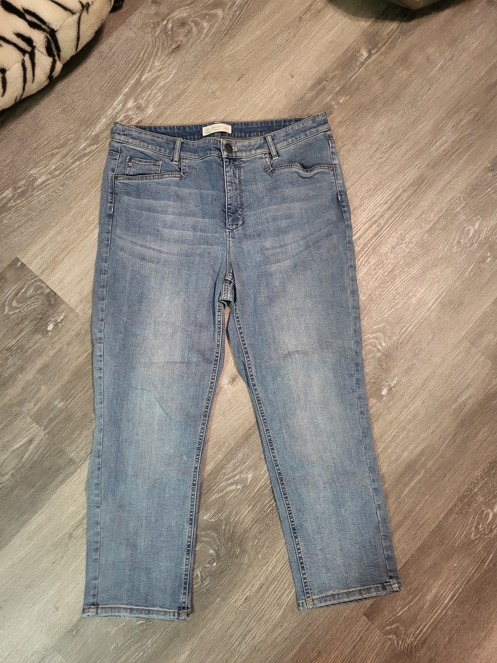 J. Jill Light Blue Cropped Straight Jeans